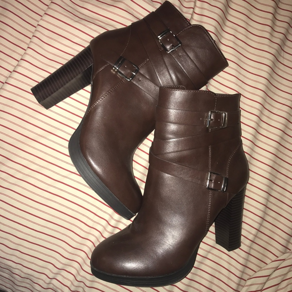 Forever 21 Brown Ankle Boots